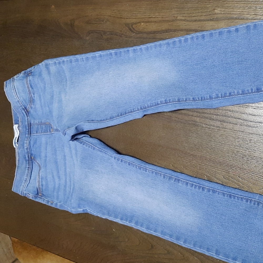 Girls jeans and leggings